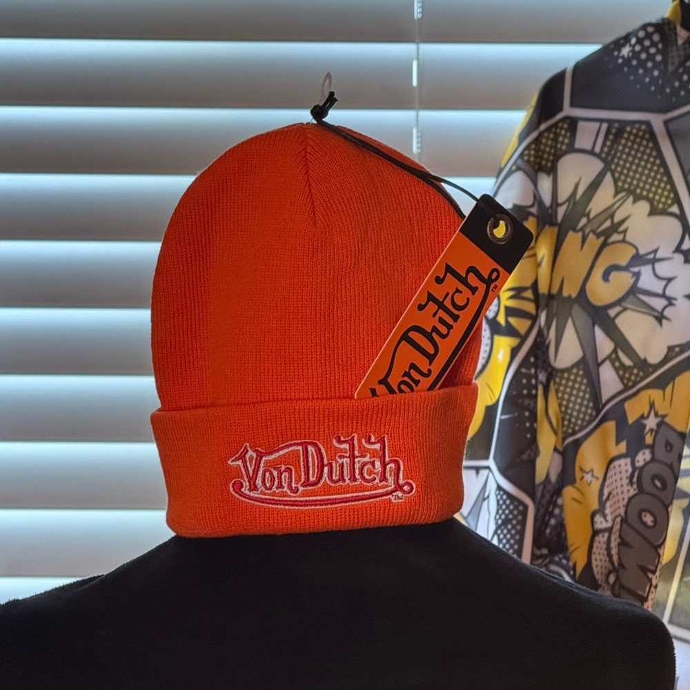 BNWT Von Dutch Orange Beanie